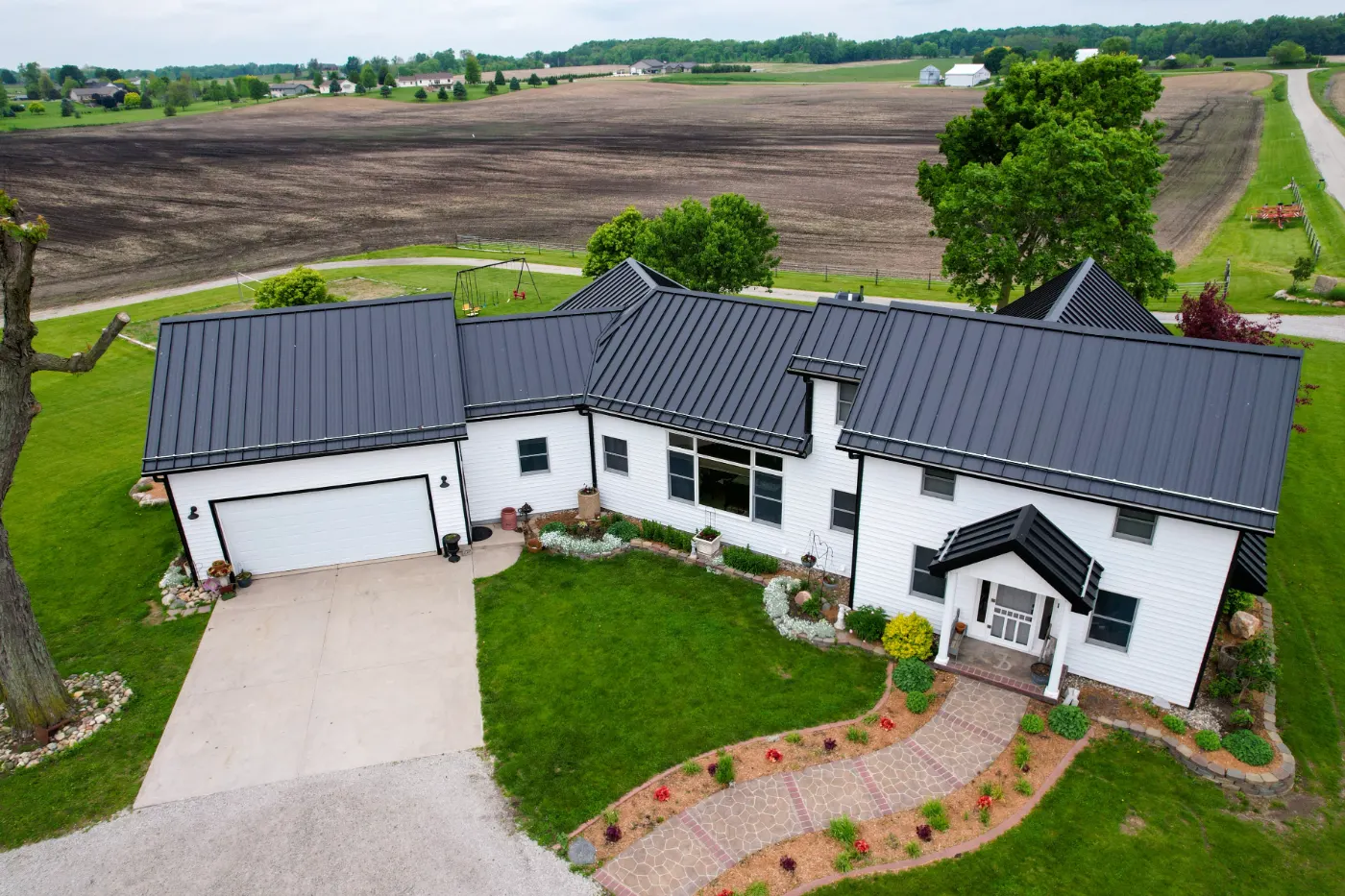 Manufacturer-certified roof installation in Seymour